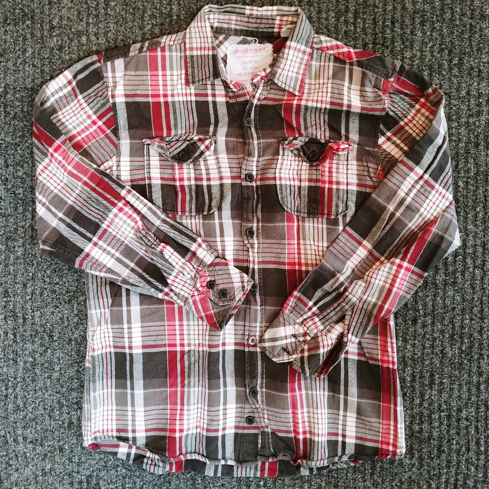 UNIONBAY Men's Large Plaid Button Up Shirt.  Normcore Comfy Casual Wear Cotton.